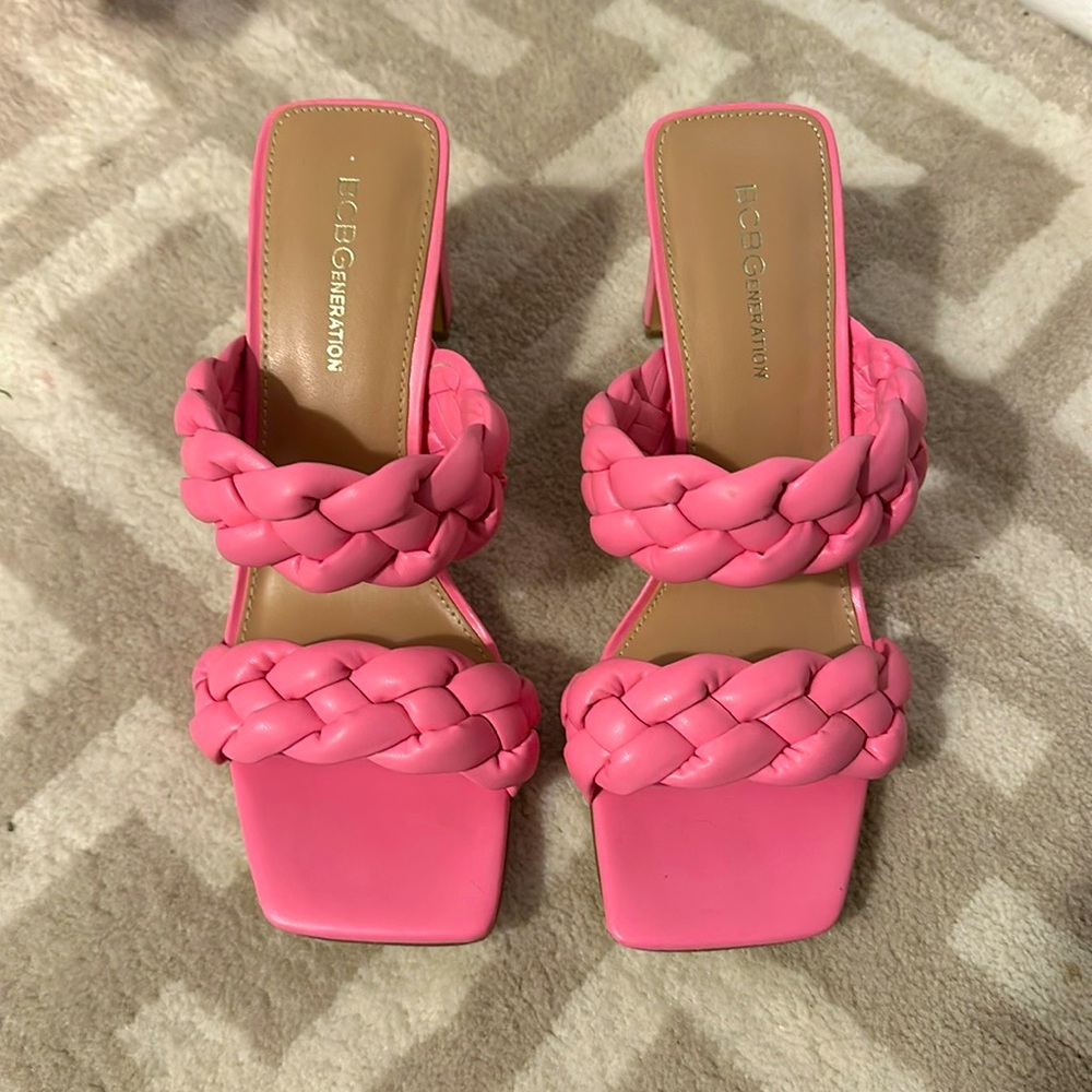 BCBG HEELS